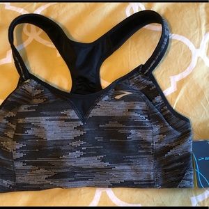 Brooks sports bra
